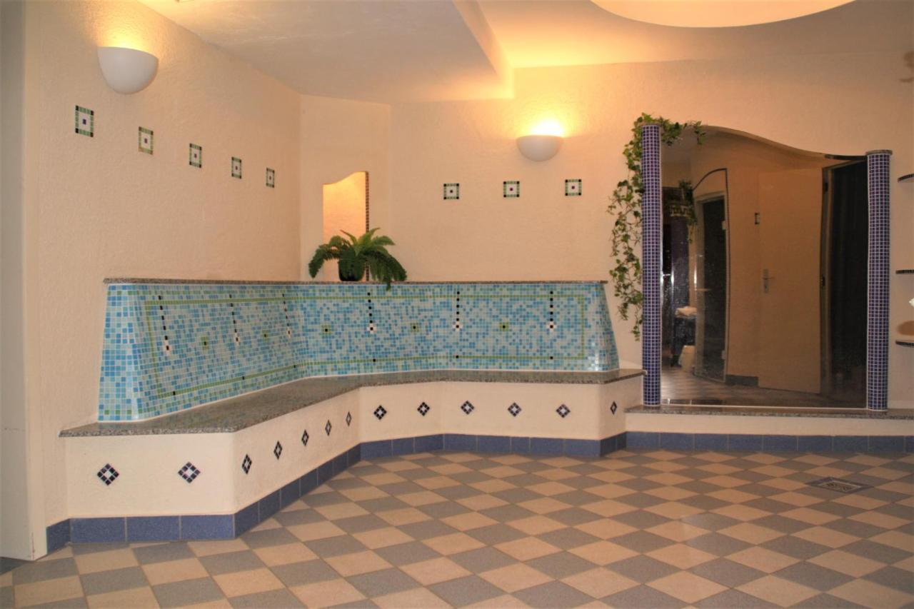 Hotel Waldschloesschen Dankmarshausen Exteriör bild